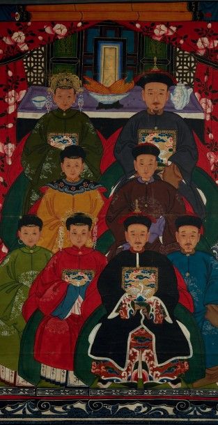 CHINE 
Rouleau peint sur tissus représentant les sept membres d'une même famille...