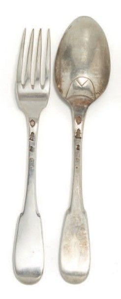 null Couvert en argent, modèle uniplat.
Spatule vierge. Castres 1785.
Maître-orfèvre:...