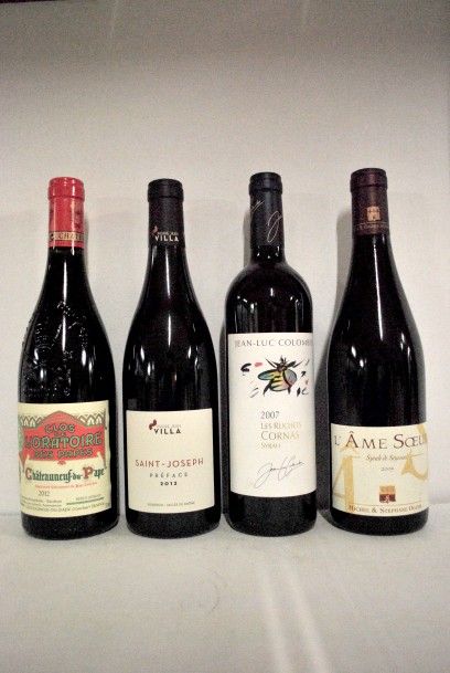 null Ensemble composé de quatre bouteilles de Côtes-du-Rhône rouge:
- Une bouteille...