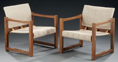 Karin Mobring (XXe) 
Paire de fauteuils modèle Diana à structure en bois assises...