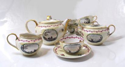HAVILAND Service à thé en porcelaine Limoges Théodore Haviland. 


Modèle en relief...