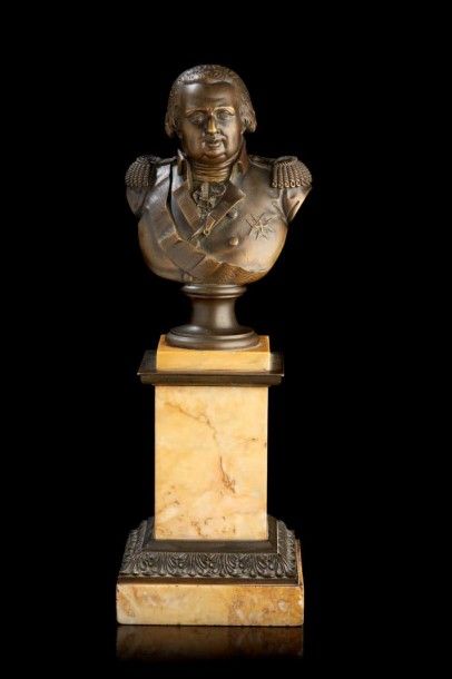 Louis-François Jeannest (1781-1856) Buste en bronze ciselé et patiné représentant...