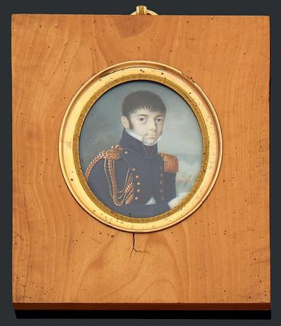 École FRANÇAISE vers 1810 Portrait d'un militaire tenant une missive, en uniforme...