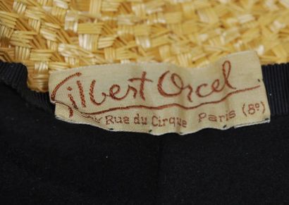 GILBERT D'ORCEL PARIS Gilbert d’ORCEL Paris.

Bibi "chapeau chinois". 

Made in France....