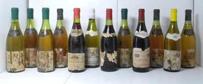 null Ensemble de 12 bouteilles comprenant :

- 3	 Pouilly Fuisse 			(Thorin)	, 1969	,...