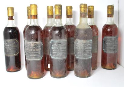 null Neuf bouteilles de Château Guiraud 1955 (bas goulot / haute épaule, étiquette...