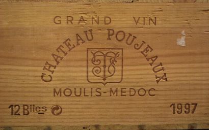 null Douze bouteilles de Château Poujeaux, Moulis en Médoc, 1997.