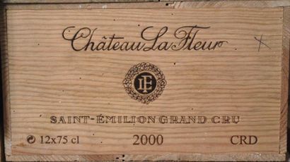 null Caisse de douze bouteilles de Château La Fleur, Saint-Emilion, 2000