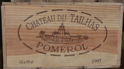 null Caisse de douze bouteilles de Château du Tailhas, Pomerol, 1997.