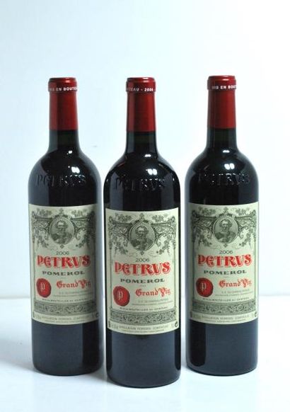 null Trois bouteilles de Petrus, Pomerol, 2006