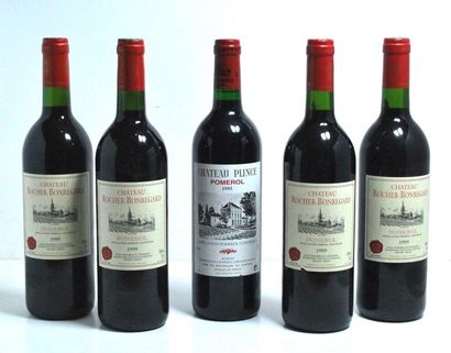 null Ensemble de cinq bouteilles comprenant :

- Une	 bouteilles de Château Plince,...