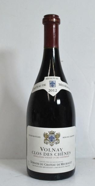 null Une bouteille de Volnay, Château de Meursault, 1er Cru, Clos des Chênes, 20...