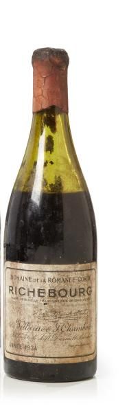 null Une bouteille de Richebourg, Domaine de la Romanée Conti, 1934.