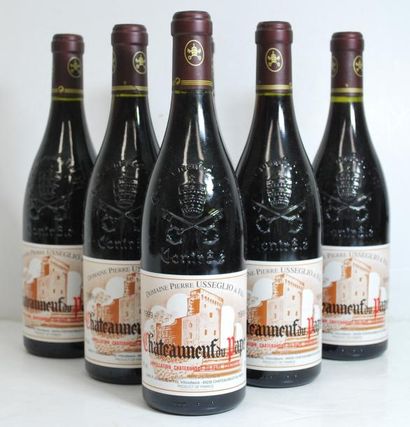 null Six bouteilles de Chateauneuf du Pape, Domaine Pierre Usseglio et fils, 199...