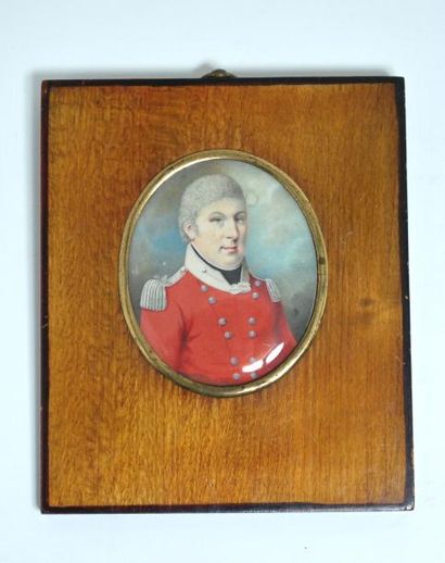 Ecole Anglaise vers 1800 (JB) 
Portrait d'un militaire en habit rouge à épaulettes...