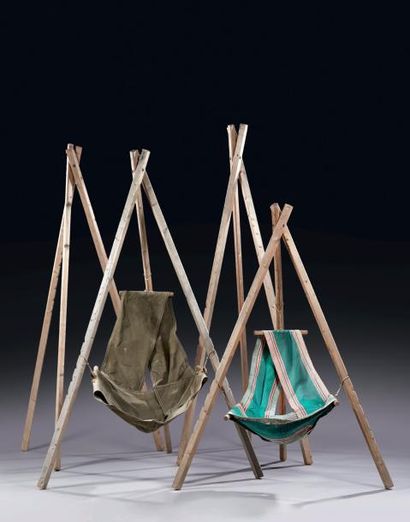 Pierre CHAPO (1927-1986) 
Suite de quatre fauteuils modèle S23.
Structure tripode...