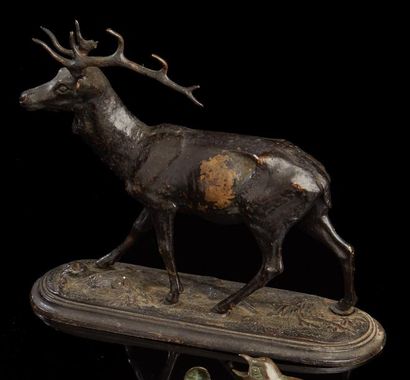 null Charles Isidore Gustave PARMANTIER (1818-1874)
Cerf. 
Bronze à patine brune....