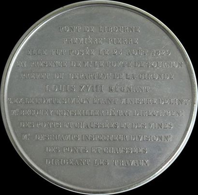 null Médaille en argent; sur l'avers : buste à droite de "Louis XVIII, Roi de France...