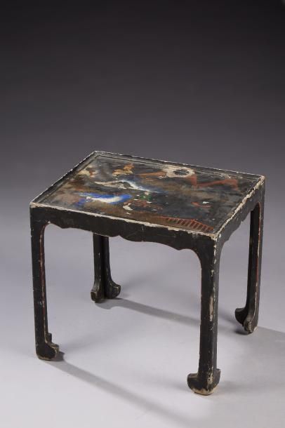 COURTOIS Alice COURTOIS (XXe)



Table d'appoint en bois laqué polychrome ; plateau...