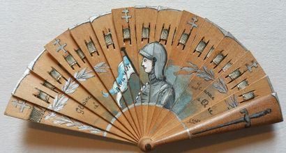 null Gloire à Jeanne d'Arc
Eventail brisé miniature en bois peint à la gouache. La...