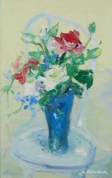 Vasyl KHMELUK (1903-1986) 
Bouquet au vase bleu
Gouache sur papier signée en bas...