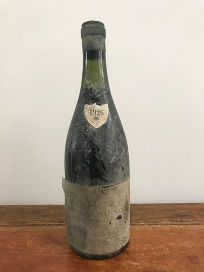 Une bouteille de Château de Villars Fontaine,...