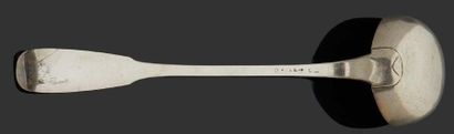 null Louche en argent, modèle uniplat.
Rouen vers 1780.
Long.: 40 cm
Poids: 303,...