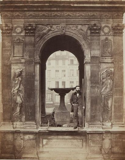 CHARLES MARVILLE Fontaine des Innocents.
Tirage sur papier albuminé, 497 x 390 mm,...