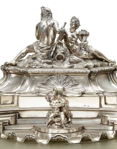 AUCOC Exceptionnel surtout de table en argent en trois parties de style Louis XV,...