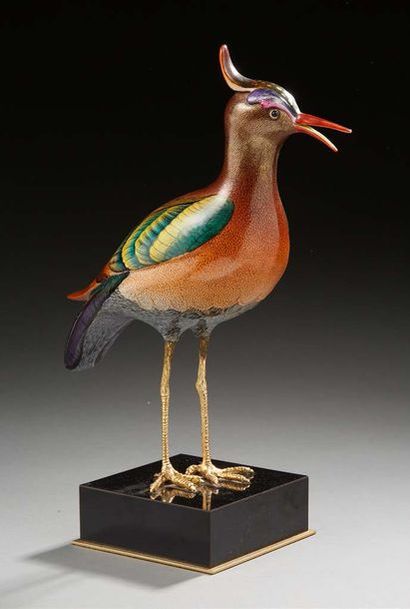 CHINE Figurine en bronze cloisonné représentant un échassier, le plumage traité en...