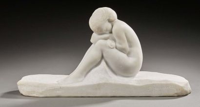 Amedeo GENNARELLI (1881-1943) Nu féminin assis
Sculpture en taille directe sur marbre...