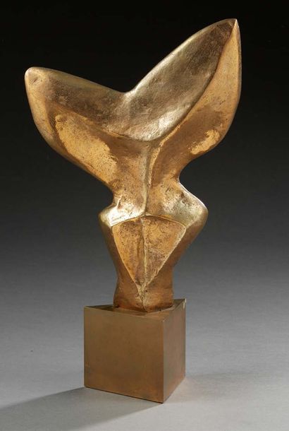 Louis THOMAS D'HOSTE (né en 1932) Sans titre
Sculpture en bronze à patine dorée.
Signée,...