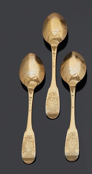 null Set of three teaspoons in vermeil, uniplat model with spatulas engraved with...