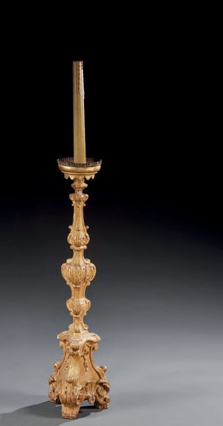 null Carved and gilded wooden candlestick picnic; the lambrequins tray; the baluster...