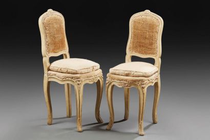 null Pair of small musician's chairs in beech moulded, carved and cream lacquered...