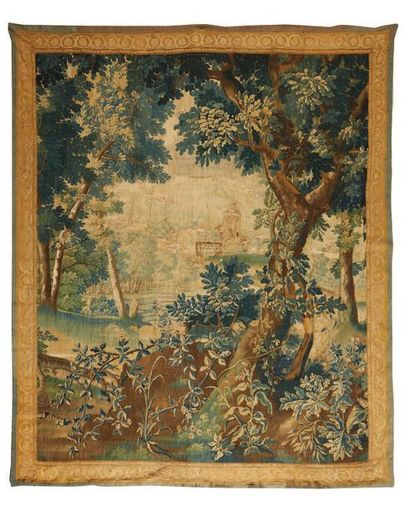 Aubusson XVIIIe siècle 
Fragment of a green tapestry representing a temple in a landscape.
Size:...