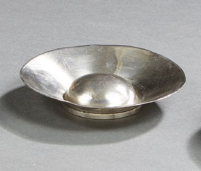 null Tastevin in plain silver, Bordeaux model with central umbilicus.
Bordeaux 1789-1797.
Master...
