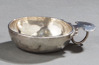 null Rare Burgundian tastevin in plain silver, model with a cut-out thumb rest (punched)...