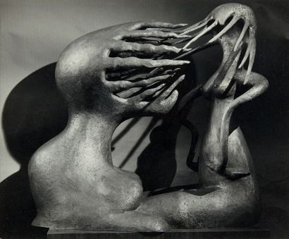 FRITZ HENLÉ (1909-1993) Sculpture
Photographie d'une exposition de sculpture de Di...