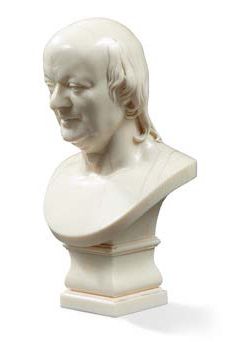 null Buste en ivoire finement sculptée représentant un homme «à l'antique»; piédouche...