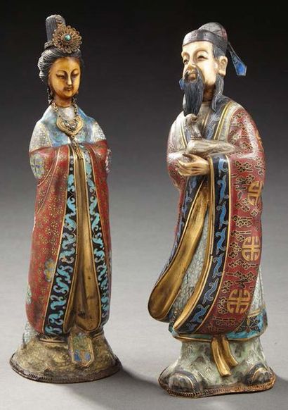 CHINE Couple de figurines en bronze dorée et bronze cloisonné les têtes sculptées...