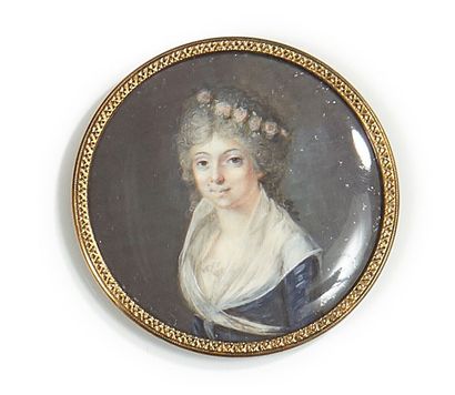 ÉCOLE FRANCAISE VERS 1790. Portrait de jeune femme à la robe bleue et couronne de...