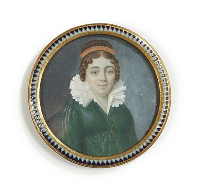 Ecole française vers 1810 (suiveur de CIOR) Portrait de jeune femme en robe verte...
