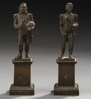 null Deux petits sujet en bronze figurant Louis XVIII et Charles X.
H.: 12,5 cm ...