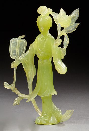 CHINE Deux figurines représentant des déesses et un groupe représentant des poissons...