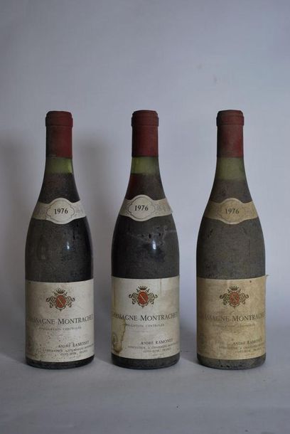 null Trois bouteilles de Chassagne-Montrachet, Andre Ramonet, 1976.