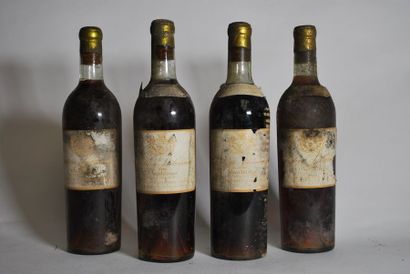 null Quatre bouteille de Château Suduiraut, Sauternes, 1948.