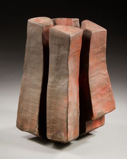 Eric ASTOUL (né en 1954) Vase sculpture de forme libre en grès émaillé.
Signé du...