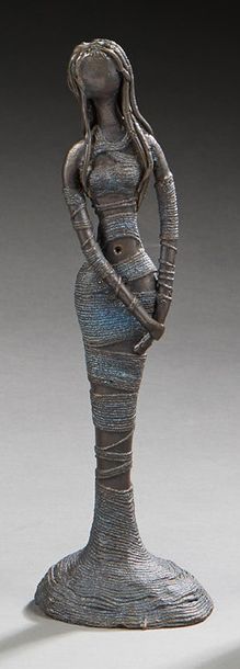 FABY (XXème) Sculpture en métal à patine brune
Signée «Faby».
H: 29 cm