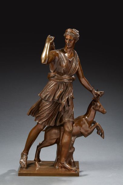 null "Diane chasseresse"
Sculpture en bronze à patine médaille .
Barbedienne fondeur...